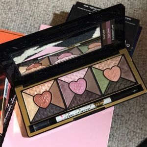 Too Faced Love palette ❤️